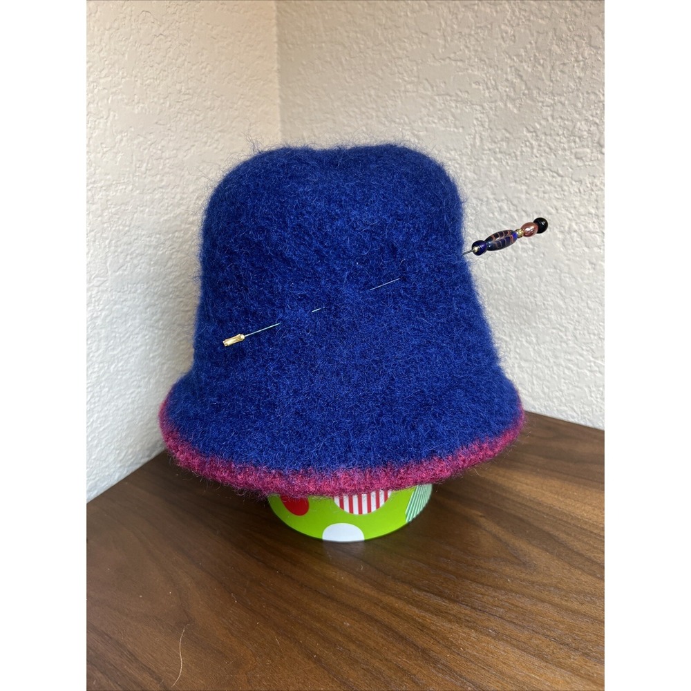 VTG Blue Tweed Wool Cloche Hat Winter Felted Wool Hat Pink Trim With Hat Pin OS